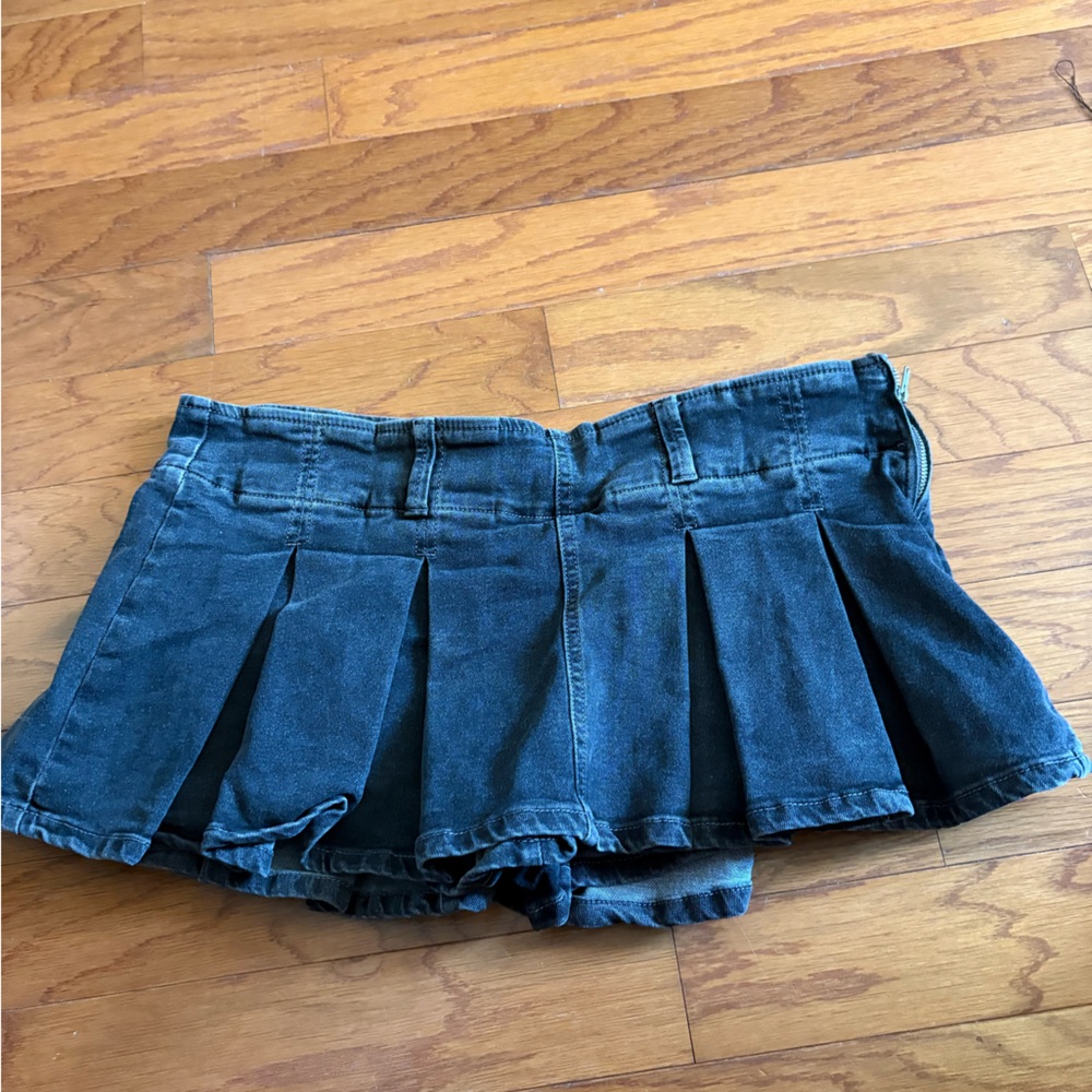 Dark grey Pleated Denim low rise mini skirt